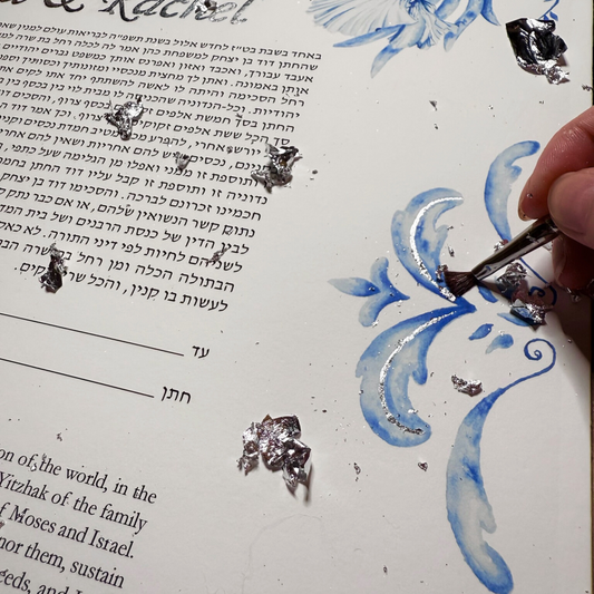 Porcelain Garden - Silver Leaf Artwork Detailing
